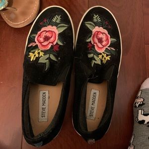 Steve Madden Floral Slip on Sneakers Size 7